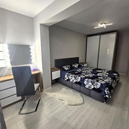 Apartment Bohemi With Free Parking Бургас Экстерьер фото