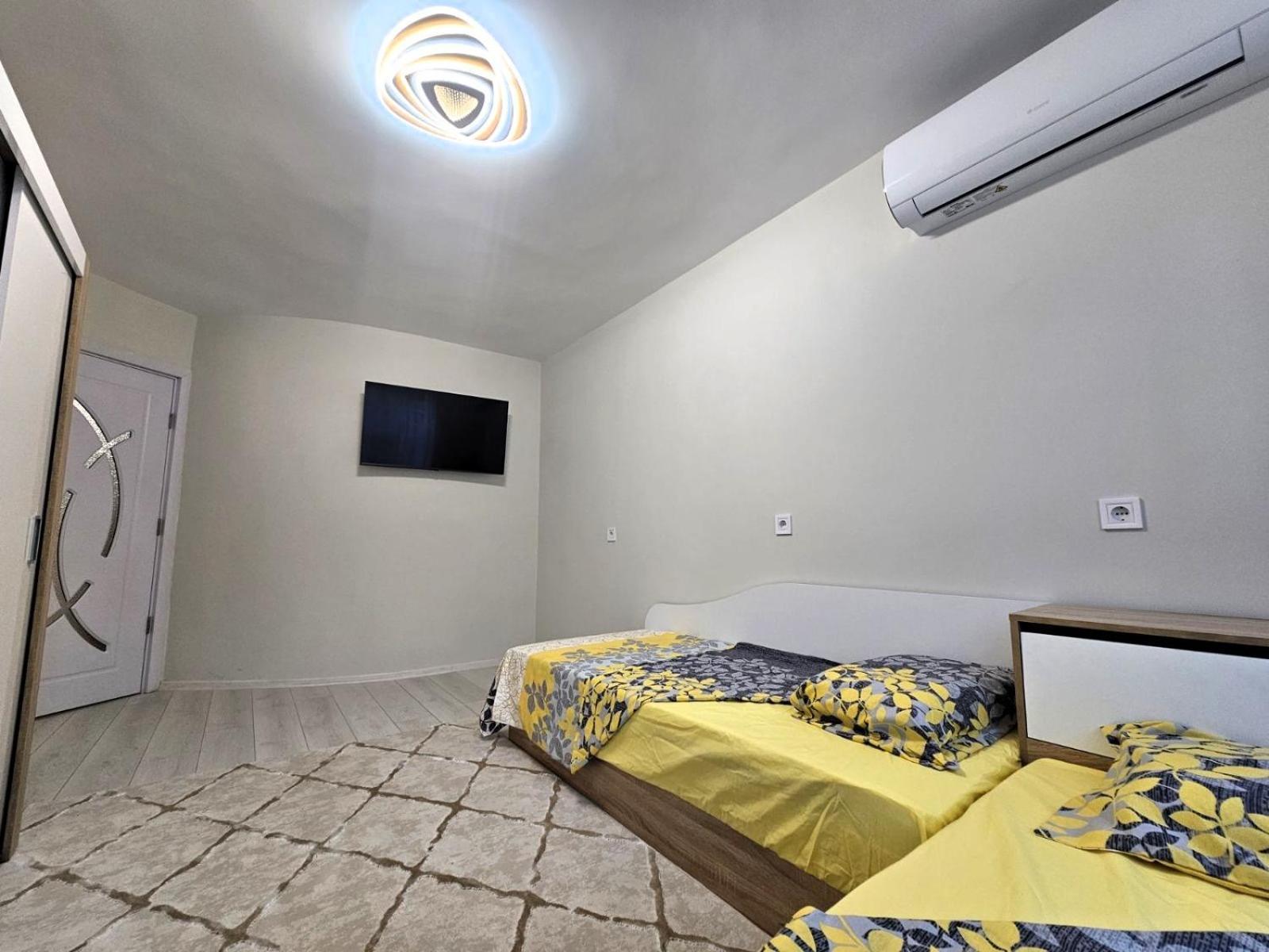 Apartment Bohemi With Free Parking Бургас Экстерьер фото